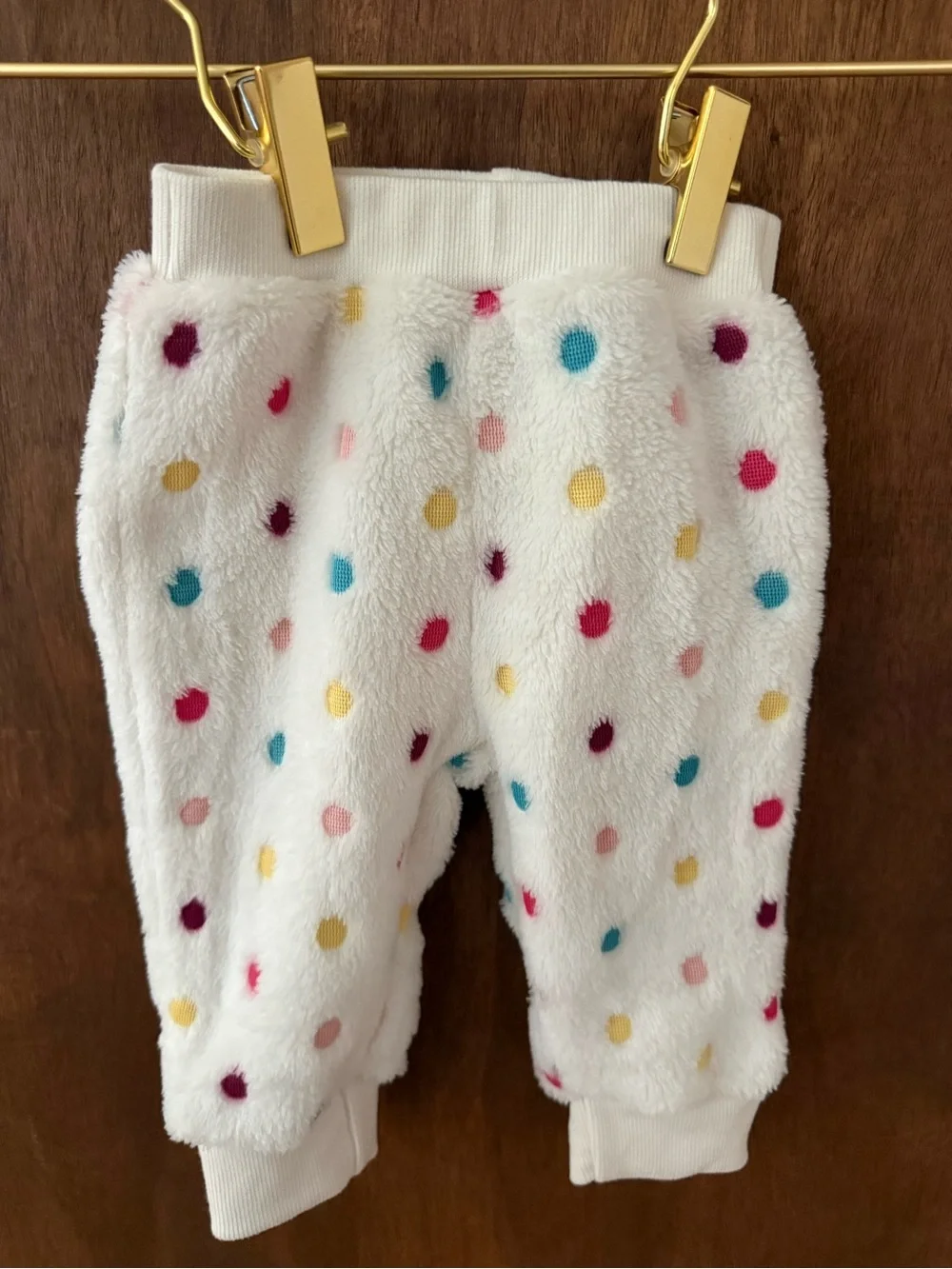 Cozy White Sherpa Baby Set with Multicolor Dots